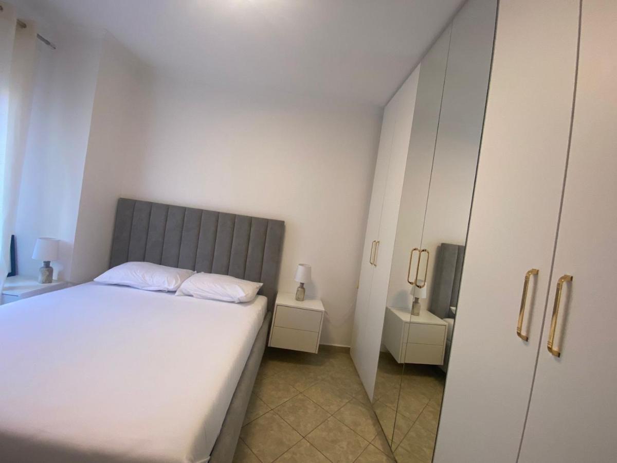 Guest House Open Room Durrës Kültér fotó